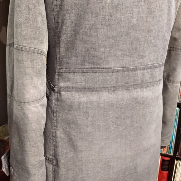 TNA Verbier Parka winter coat, size small, grey - Picture 7 of 9